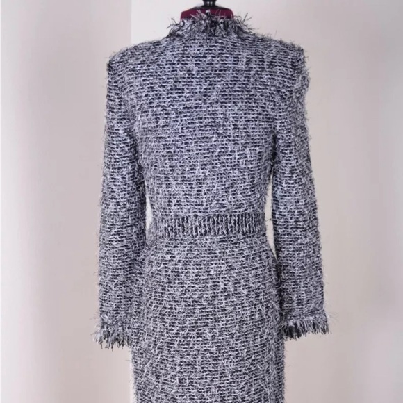 ST JOHN Knit Fringed Trim Black White Long Open Front Sweater Coat/Duster Size 8 - Picture 4 of 6